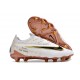 Scarpe Nike Phantom GX II Elite FG Bianco Oro Nero