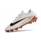 Scarpe Nike Phantom GX II Elite FG Bianco Oro Nero